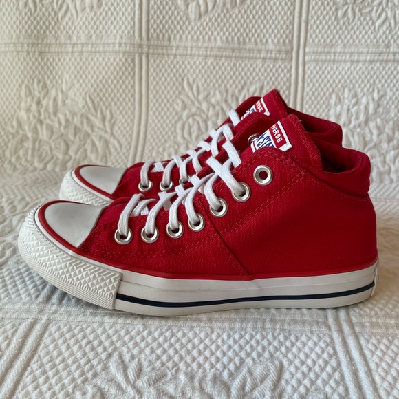 ❤️Converse❤️Chuck Taylor All Star Madison Mid-Top Sneakers Red White Valentines - Picture 2 of 11